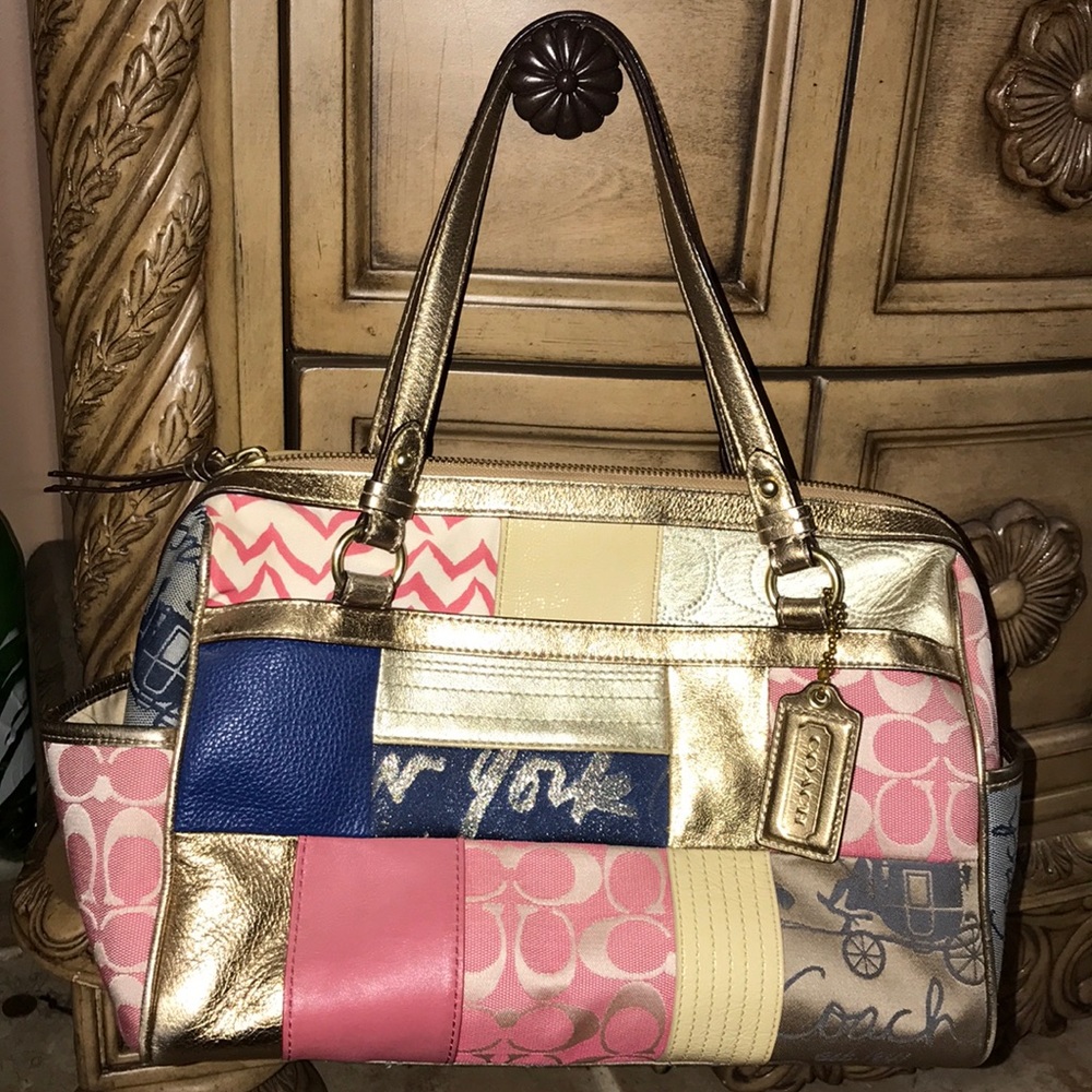 ❌SOLD❌Authentic multicolored Coach bag